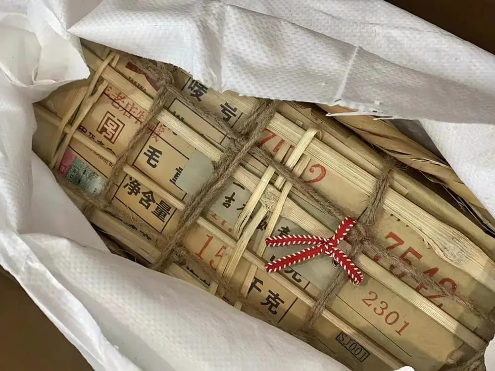 银川大益普洱茶回收多少钱？影响回收价格的关键因素与市场行情解析